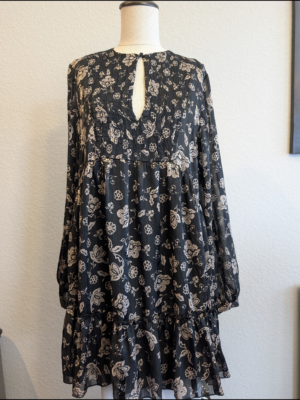 Zara Sz XL Black Floral Long Sleeve Tiered Dress